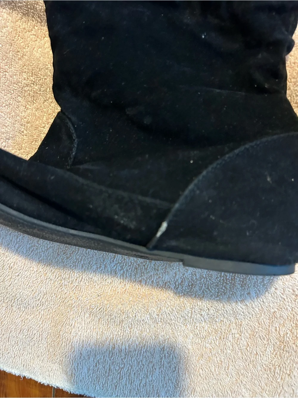 Source Unknown Black Suede Over-the-Knee Flat Boots